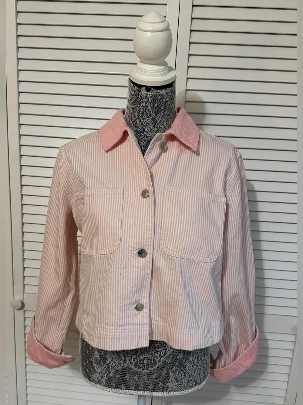 Free Assembly Women’s XS Pink Stripe Corduroy Collar Cropped Jacket NWT